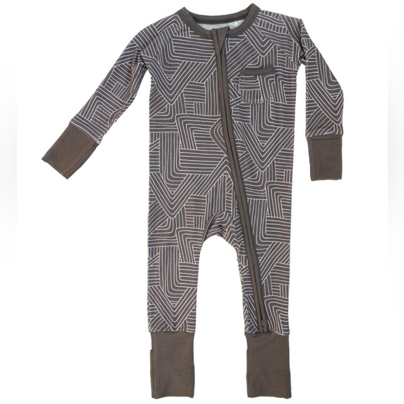 PB+GRAPE| Geometric ‘Maze’ Bamboo Footie - Picture 3 of 6